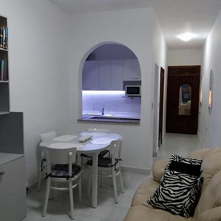 Beachfront Deluxe Apartment Marsalforn Luaran gambar